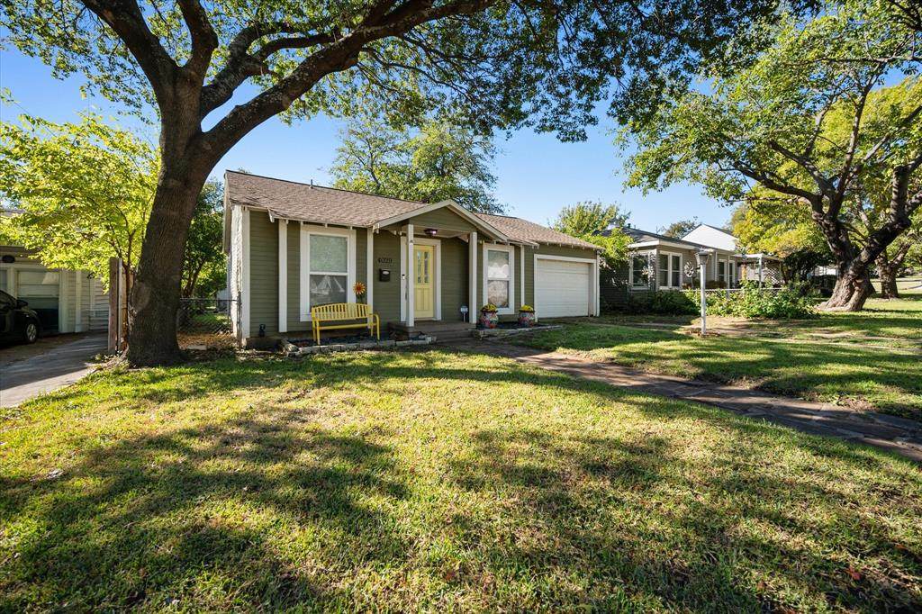 4029 Lovell Avenue - Photo 1