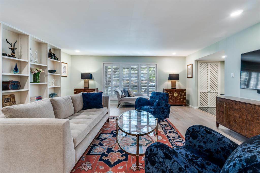 6319 Bandera Avenue - Photo 1