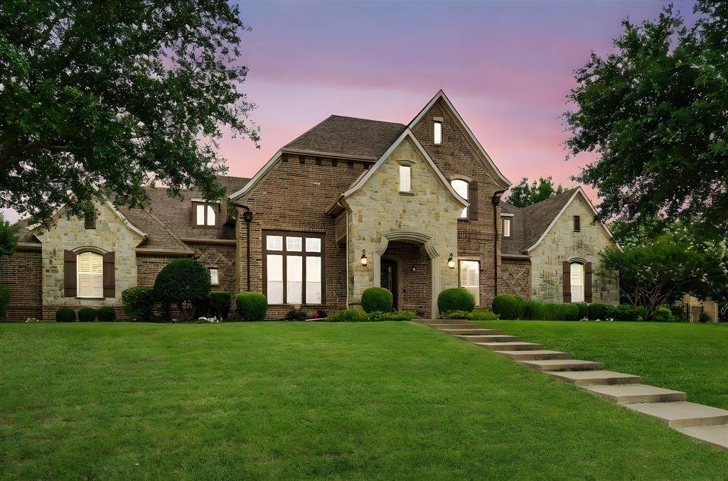 405 Wyndemere Boulevard - Photo 1