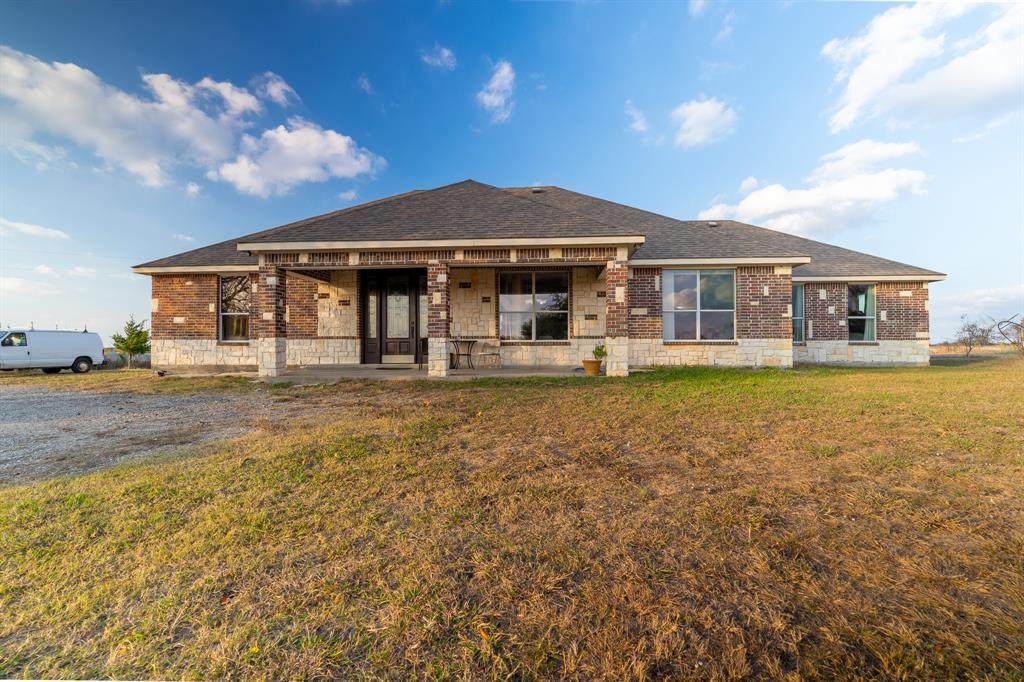 6216 Fm 499 - Photo 1