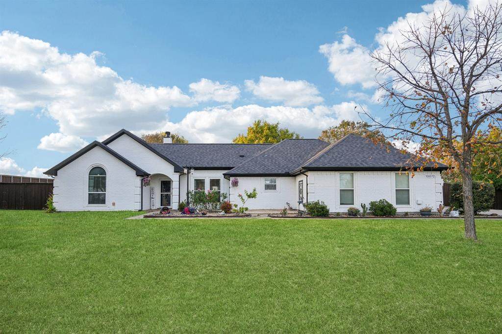 10072 Manor Way - Photo 1