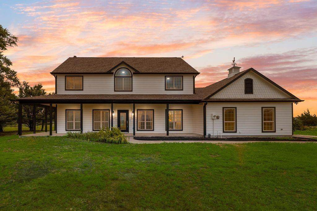 5855 County Road 408 - Photo 1