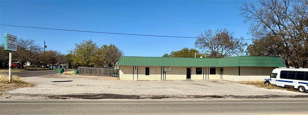1711 5th Street - Photo 1