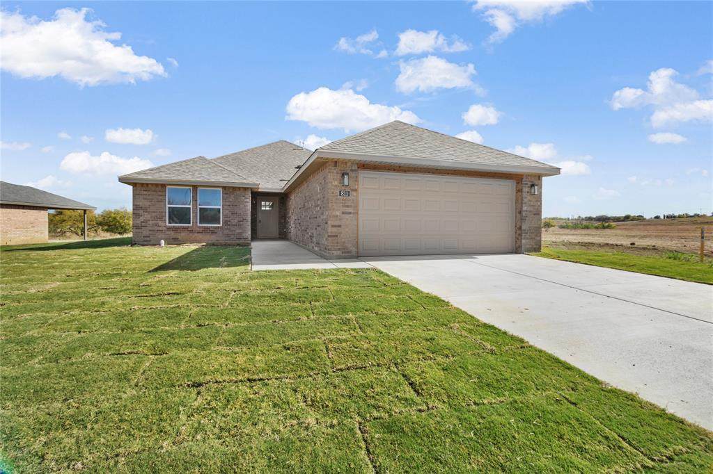 811 Bella Boulevard - Photo 1