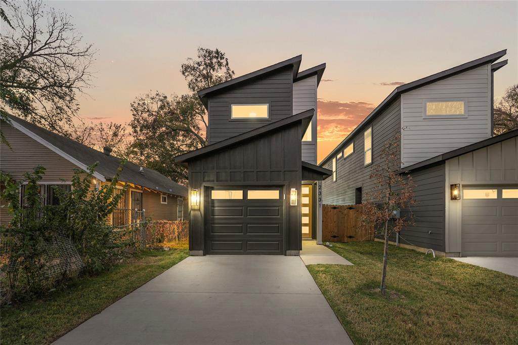 2331 Bethurum Avenue - Photo 1