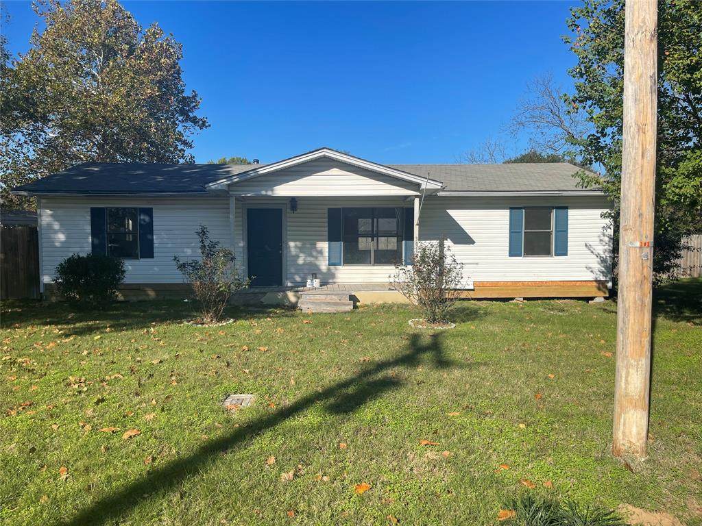 301 Walnut Street - Photo 1