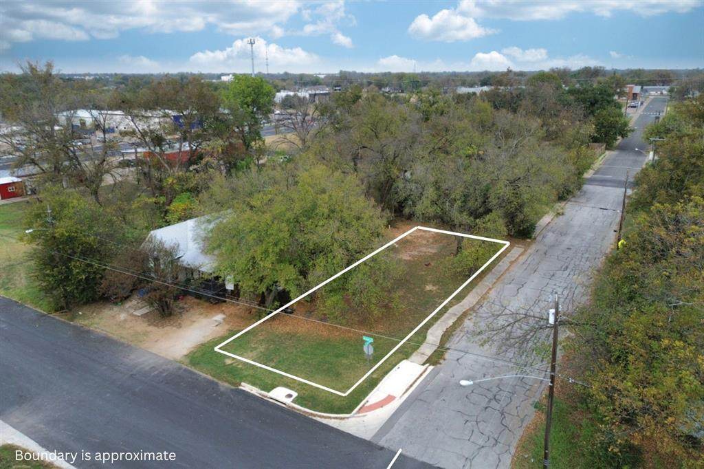 601 Hood Street - Photo 1