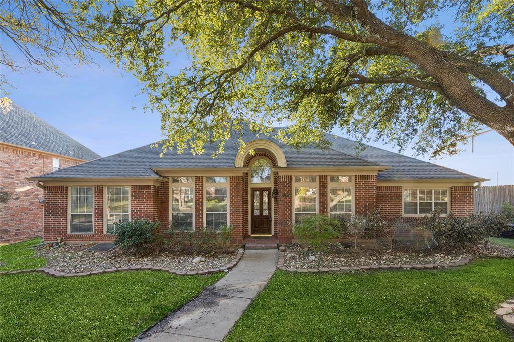 8036 Sunscape Lane - Photo 1