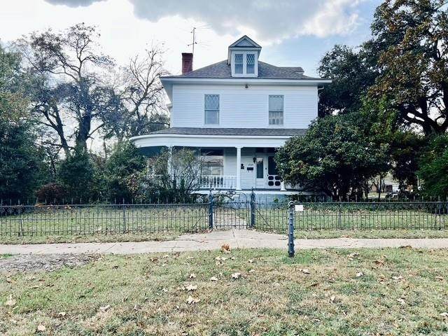 209 Preston Street - Photo 1