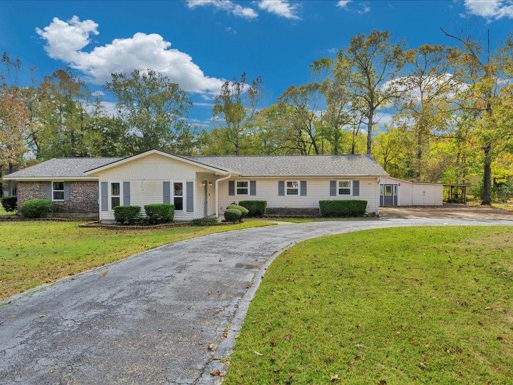 151 Lancewood Circle - Photo 1