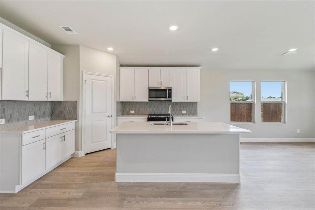 4102 Joe Pool Drive - Photo 1