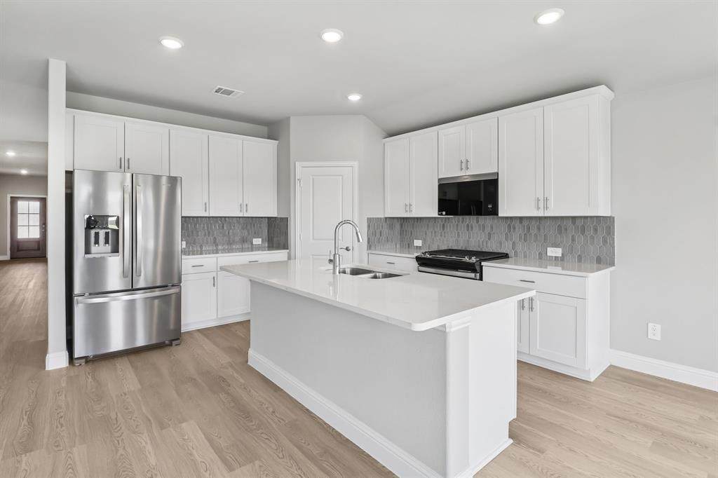 4008 Joe Pool Drive - Photo 1