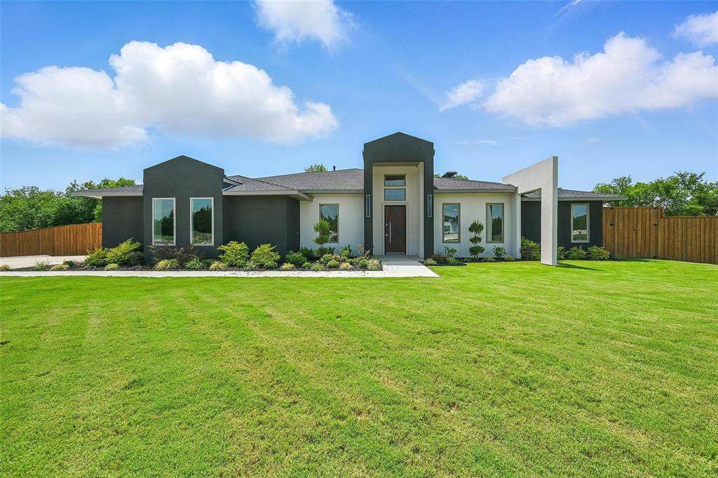 309 Whispering Way - Photo 1