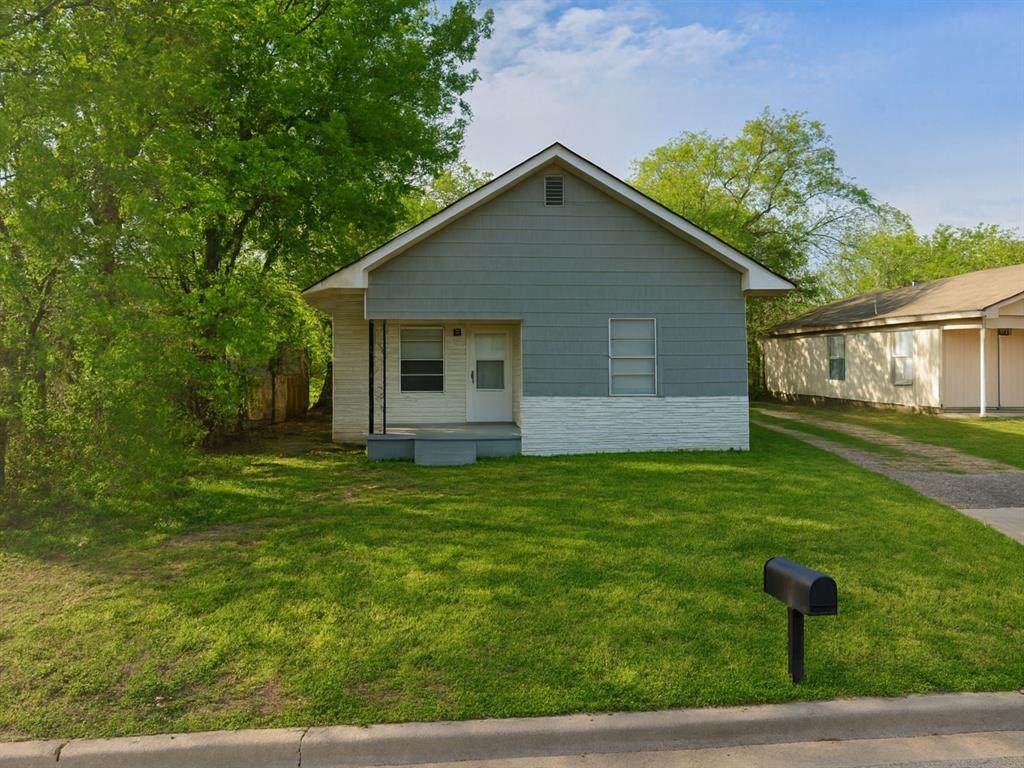 1217 High Street - Photo 1
