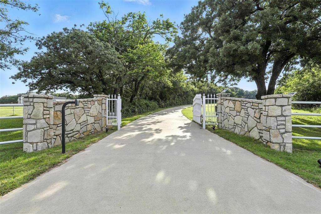 10501 County Road 1016 - Photo 1