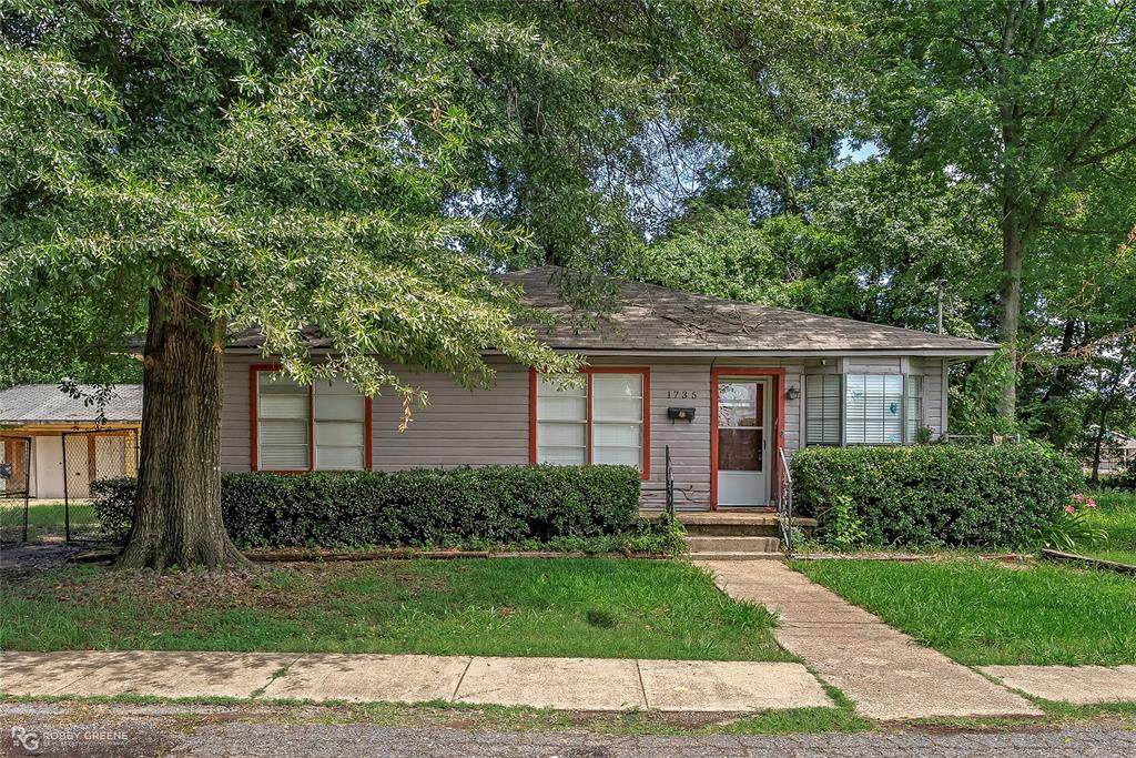 1735 Green Street - Photo 1