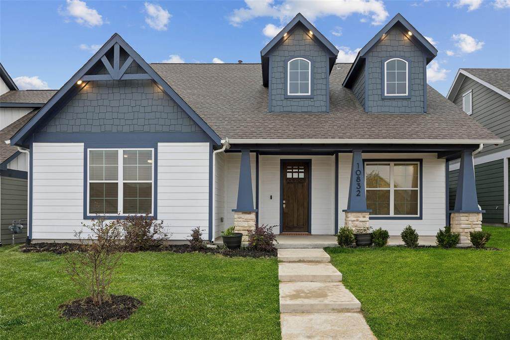 10832 Eva Mae Boulevard - Photo 1