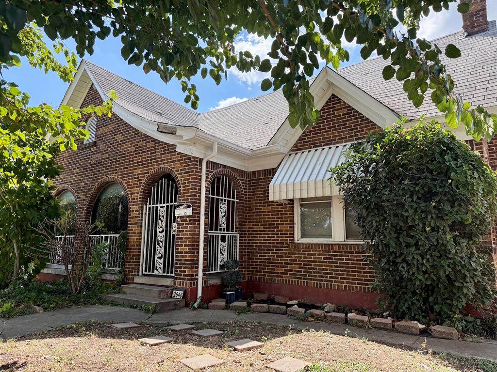 2946 Lipscomb Street - Photo 1