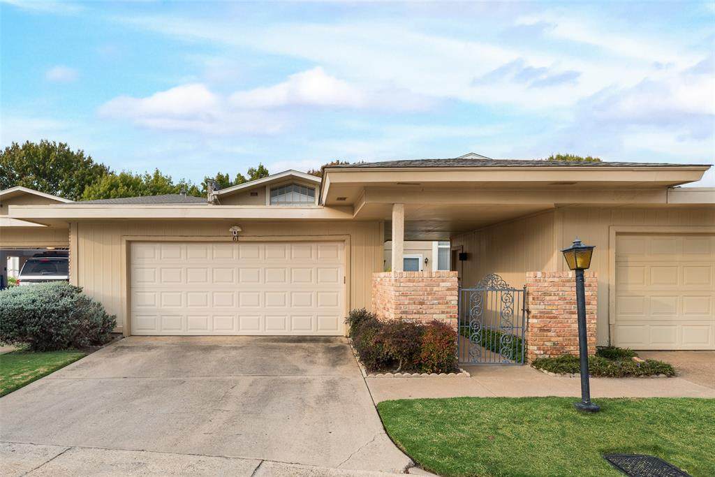 61 One Main Place - Photo 1