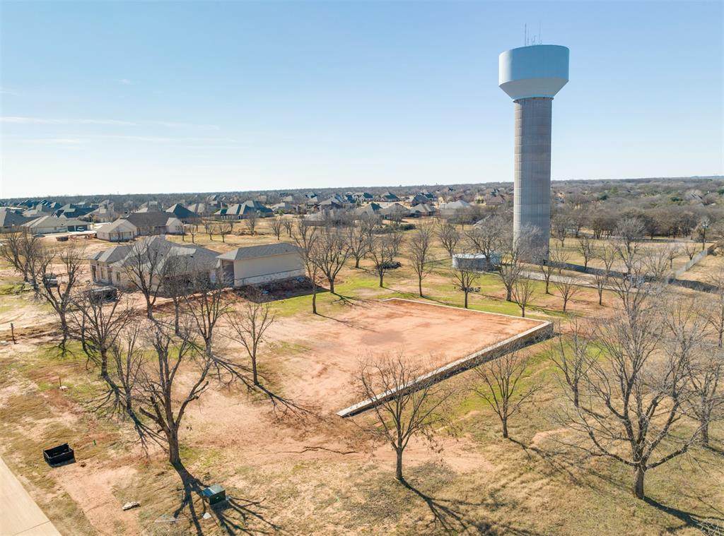 538 High Tower Lane - Photo 1