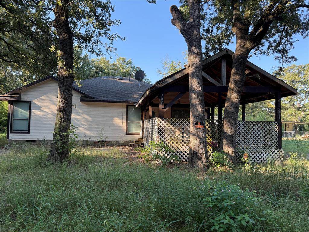 2009 Apache Road - Photo 1