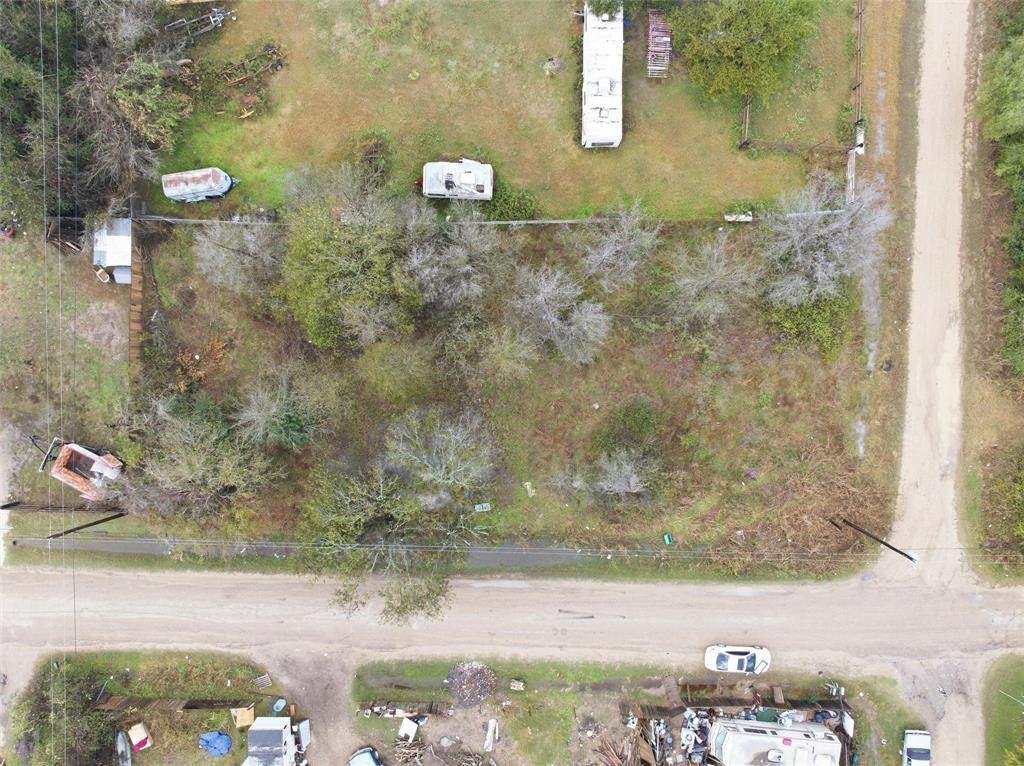 216 Melondale Drive - Photo 1