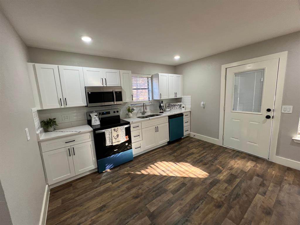 1728 Washington Street - Photo 1