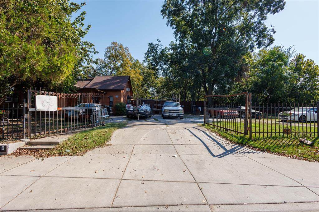 3020 Fordham Road - Photo 1