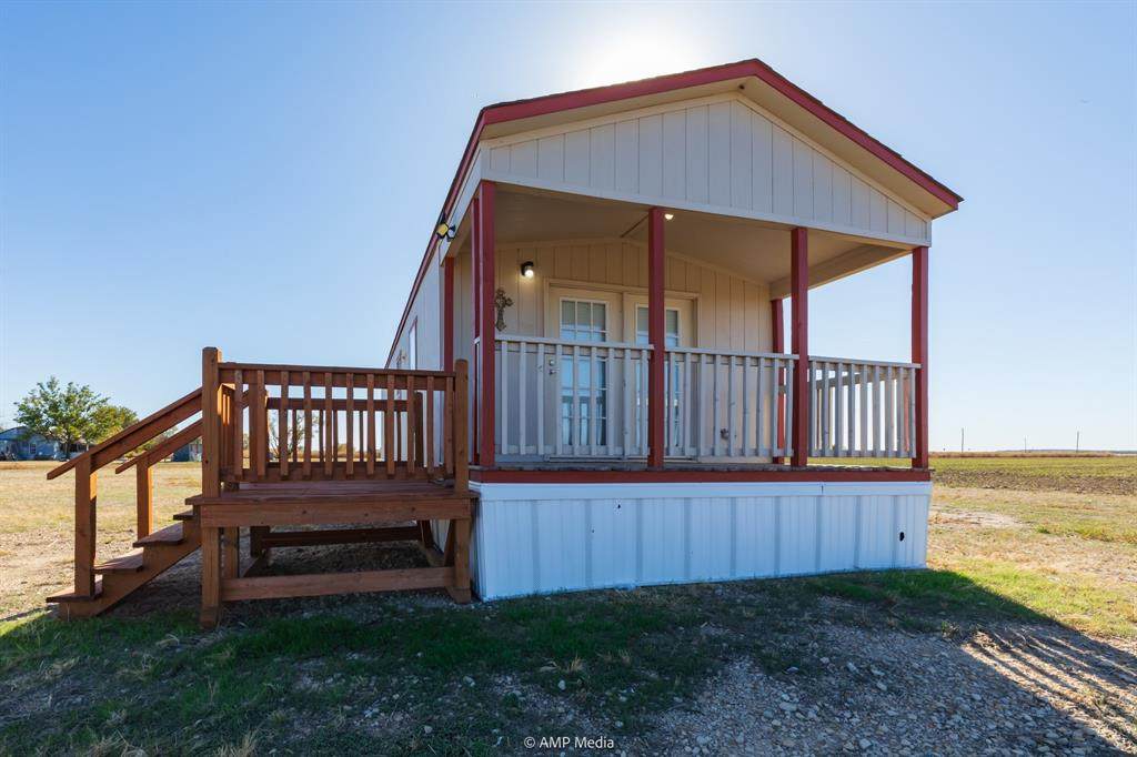 159 Adams - Photo 1