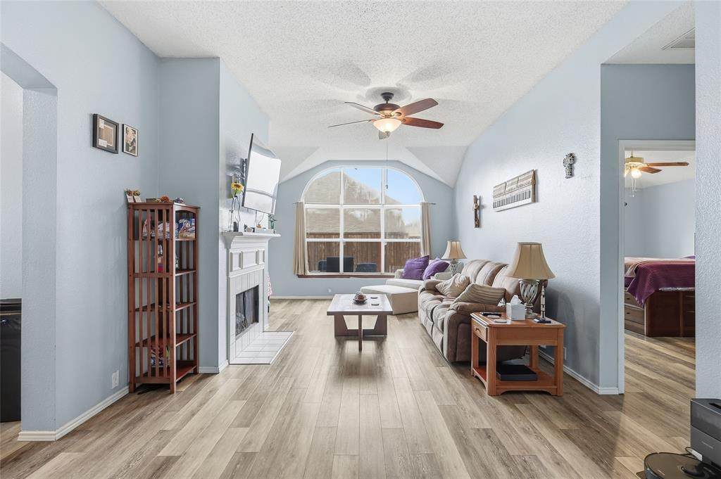 763 Winding Oak Bend - Photo 1