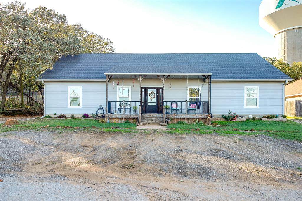 428 Gail Drive - Photo 1