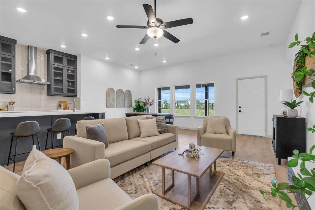 1056 County Road 2726 - Photo 1