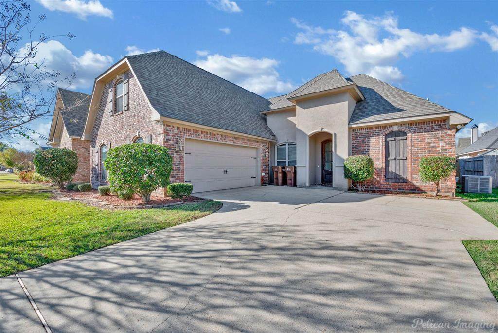 527 Tupelo Drive - Photo 1