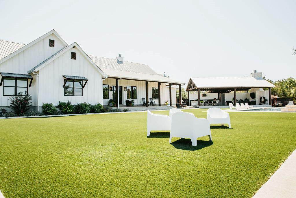 2300 Fitzhugh Rd - Photo 1