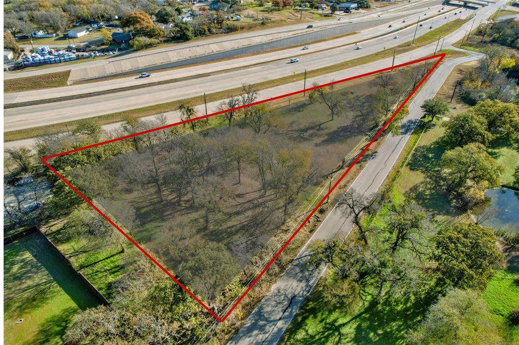 1716 Southeast Parkway - Photo 1