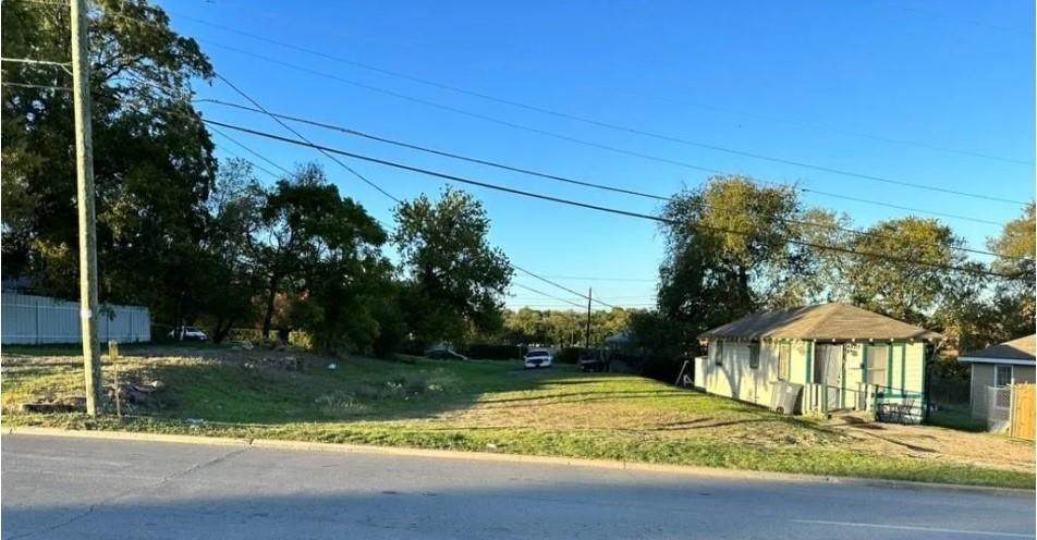 4805 Military Parkway - Photo 1