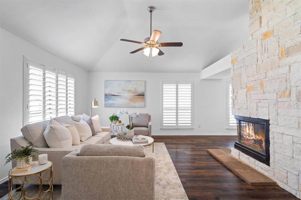 1601 Autumn Breeze Lane - Photo 1