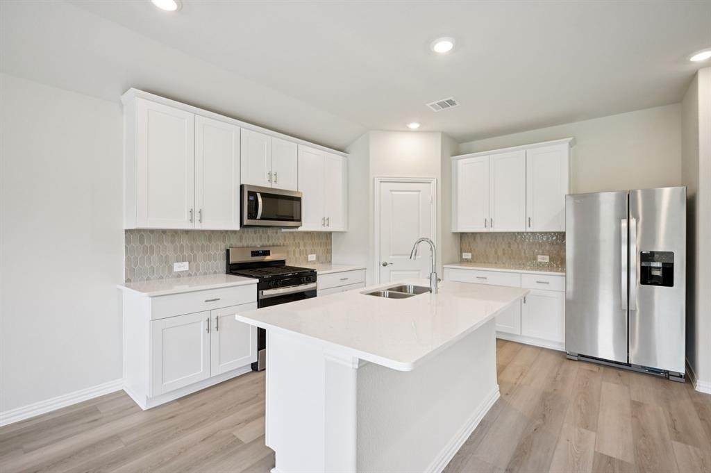 4009 Joe Pool Drive - Photo 1