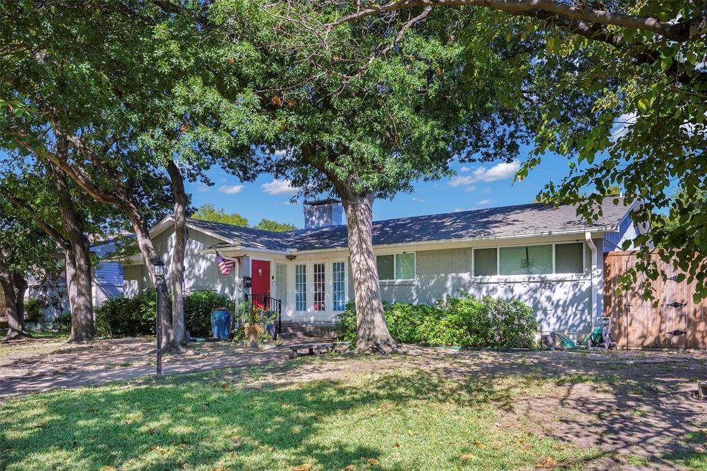 9835 Estate Lane - Photo 1