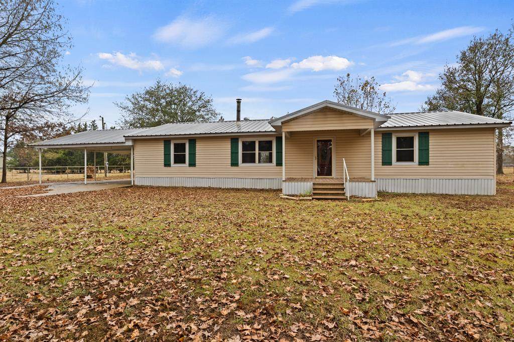 2638 County Road 4115 - Photo 1