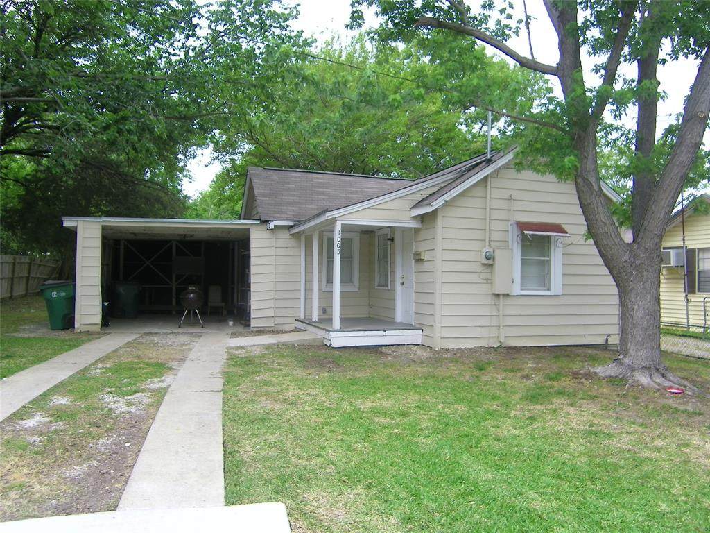 1005 Oak Street - Photo 1