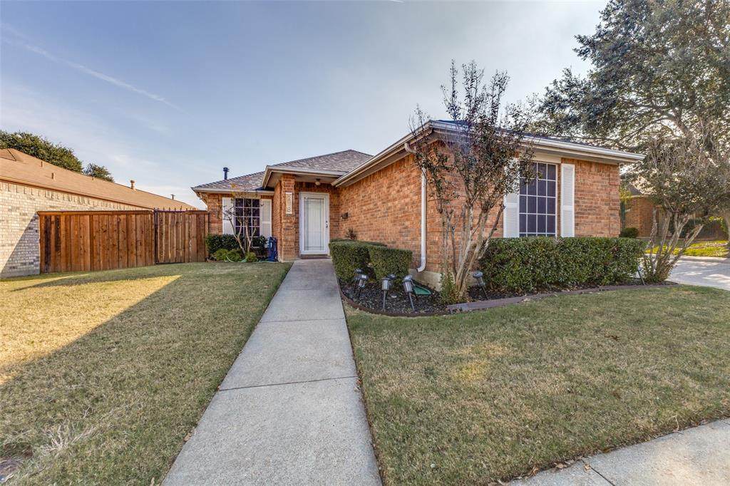 218 Streamside Drive - Photo 1