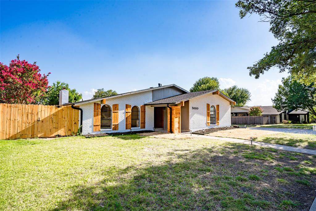 5000 Brandenburg Lane - Photo 1