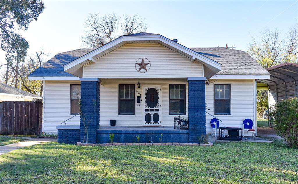 1308 Cypress - Photo 1