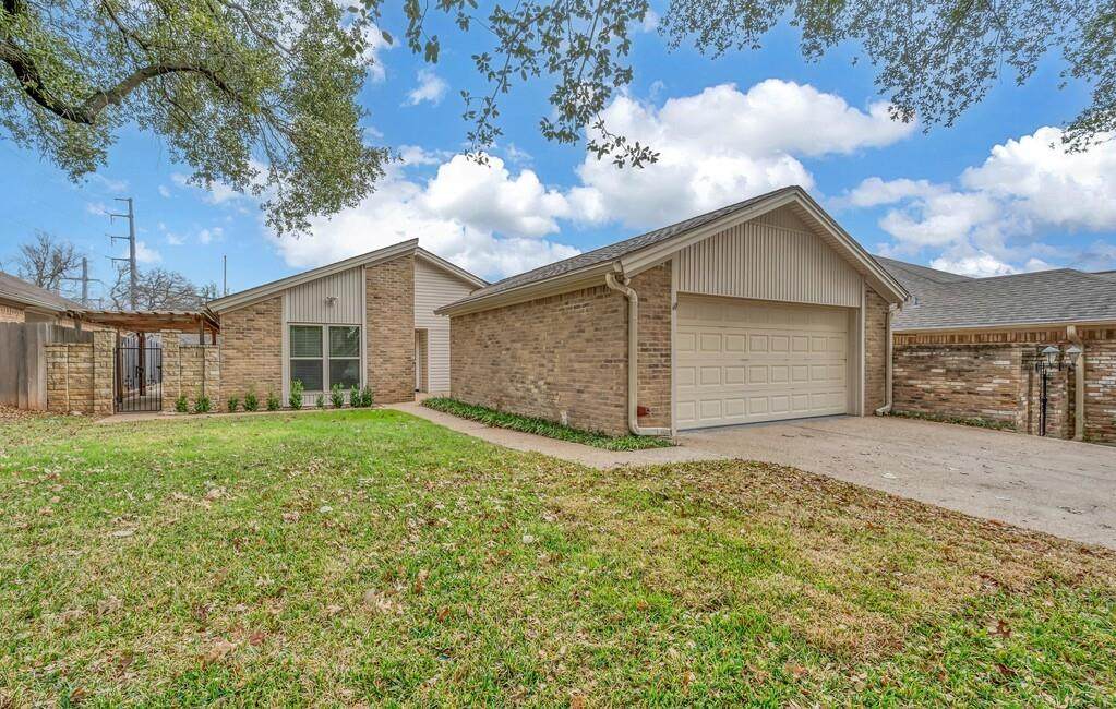30 Sugar Creek Place - Photo 1