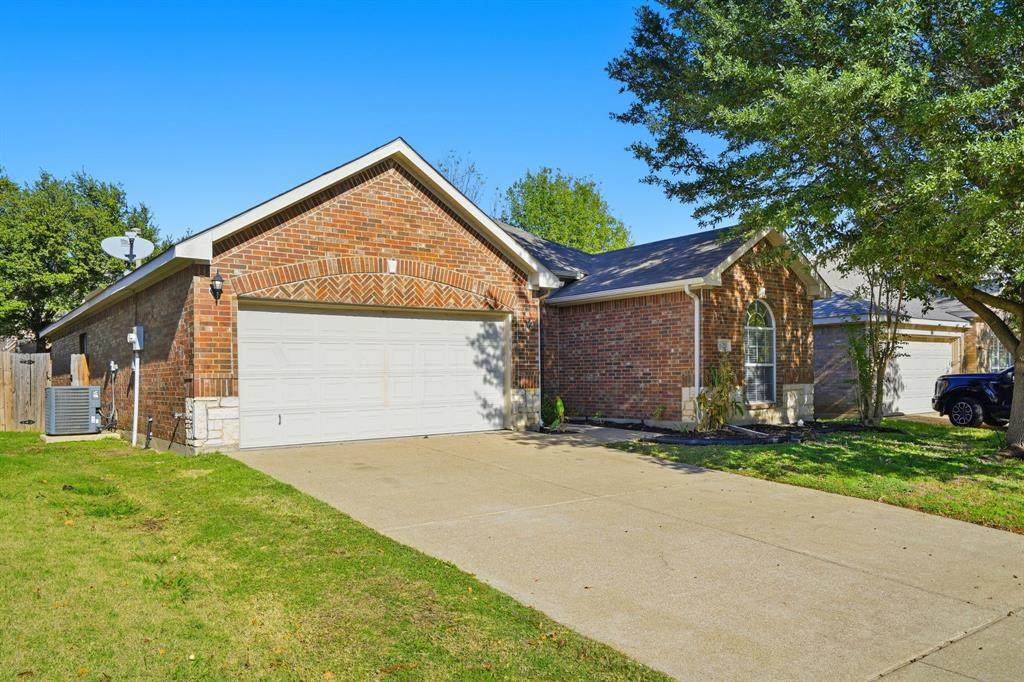 629 Nemitz Street - Photo 1