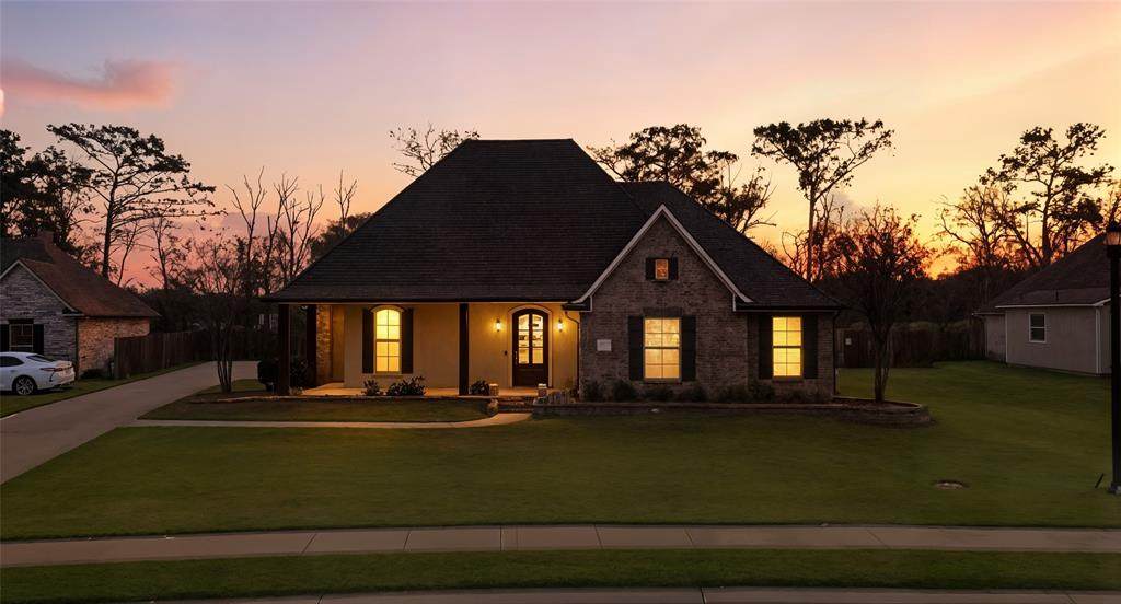 470 Long Acre Drive - Photo 1