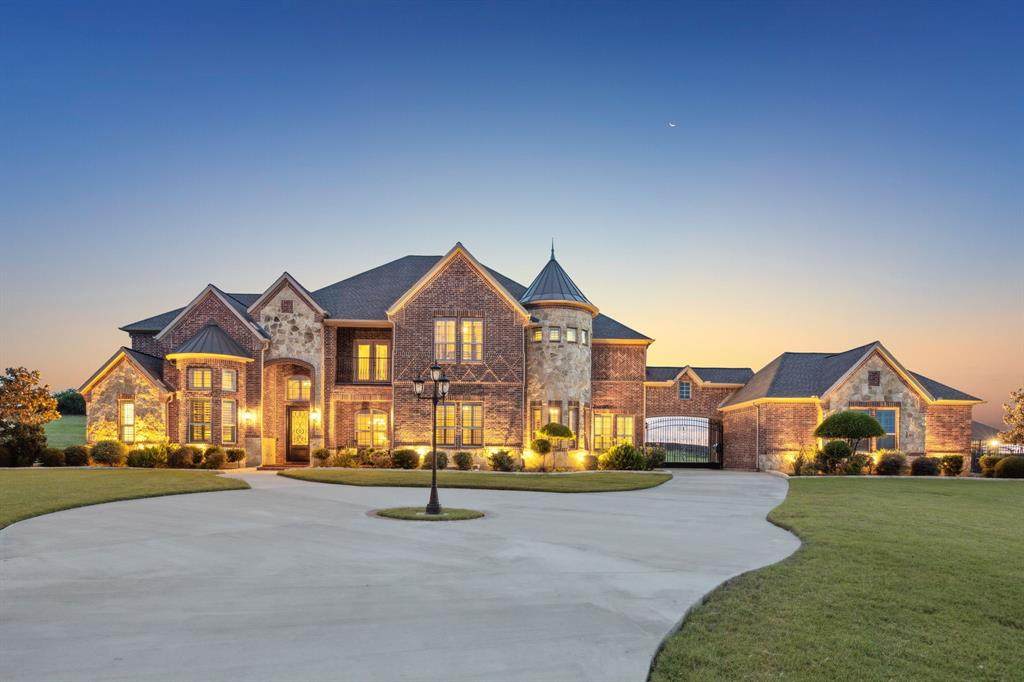 211 Tanner Creek Circle - Photo 1