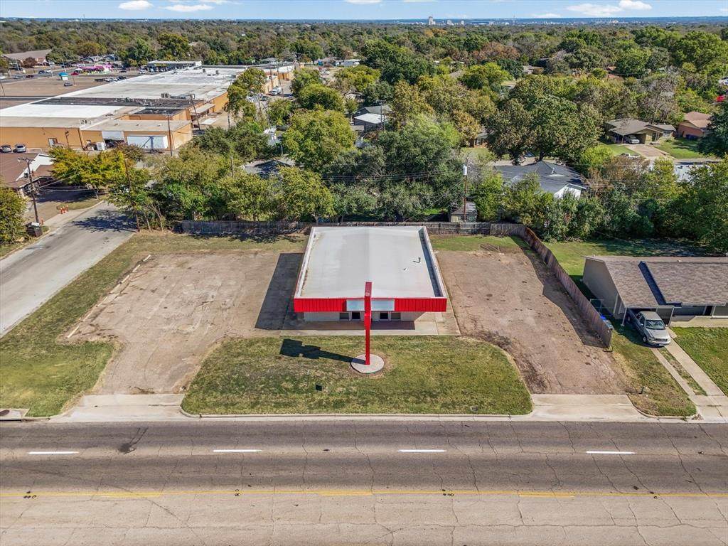 1311 New Road - Photo 1