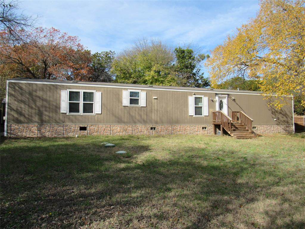 144 9th Street - Photo 1